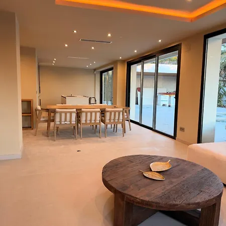 Adriano By Palmsuites