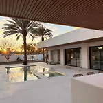 Adriano By Palmsuites