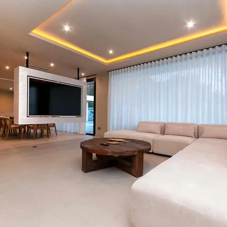 Adriano By Palmsuites * Mutxamel
